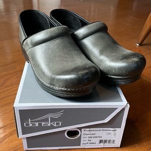 Dansko Professional Clogs size 39